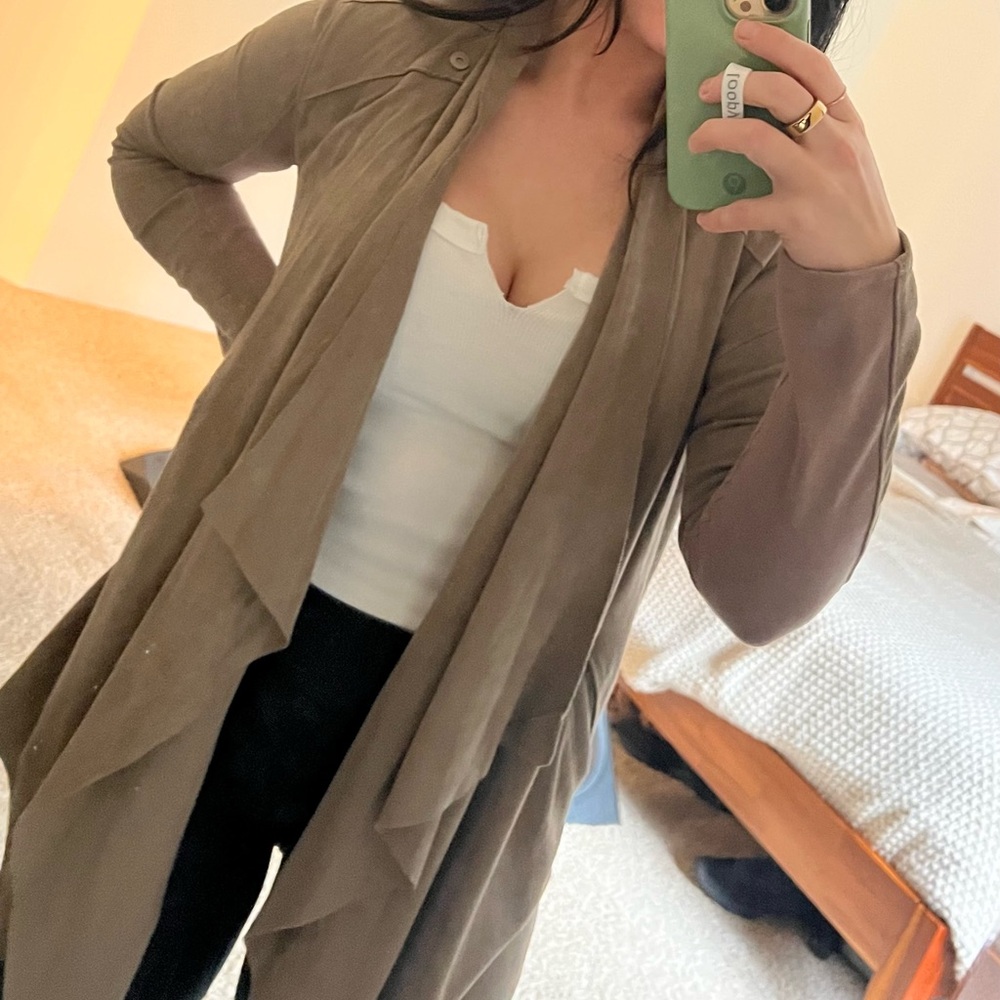 Blank NYC Women's taupe Open Front Cardigan